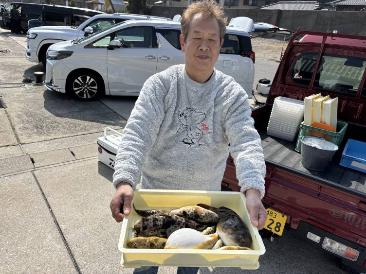 知多・片名港のおざき丸！2月23日のフグ釣果情報
