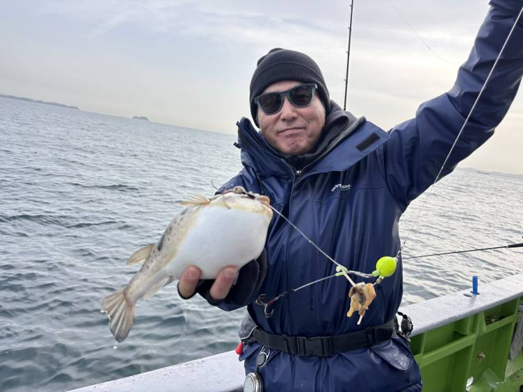 知多・片名港のおざき丸！2月24日のフグ釣果情報