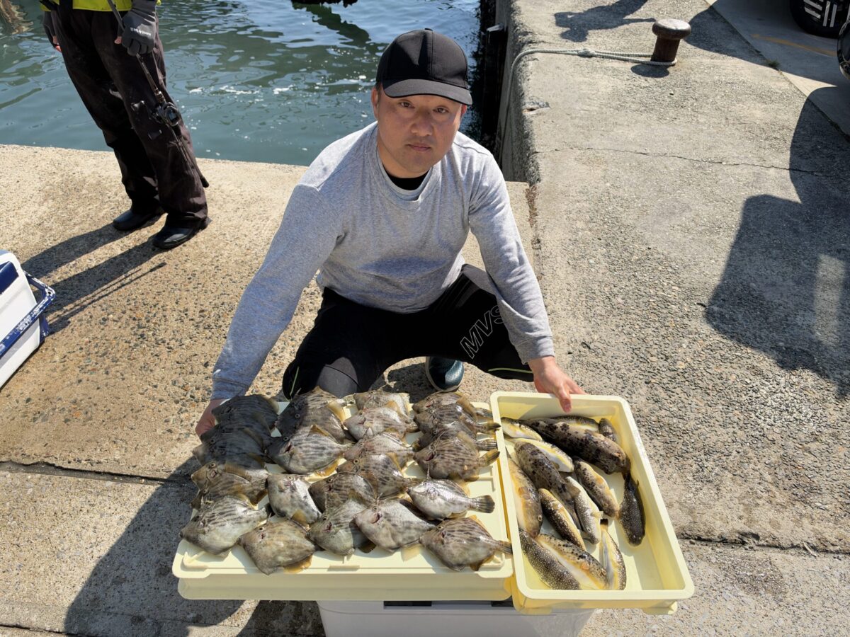 １０/１２ 知多・片名魚港の釣果情報・カワハギ釣り連日好調‼️｜おざき丸